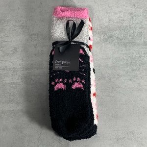 3/$20 Free Press 2 Pair Fuzzy Socks SZ 6-10.5